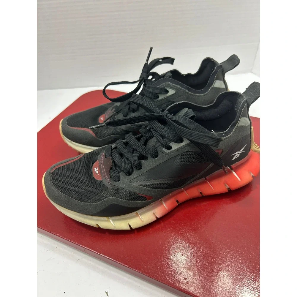 Reebok Solid Zig Kinetica II Running Shoes 7.5 Black Orange Red Techwear Sporty